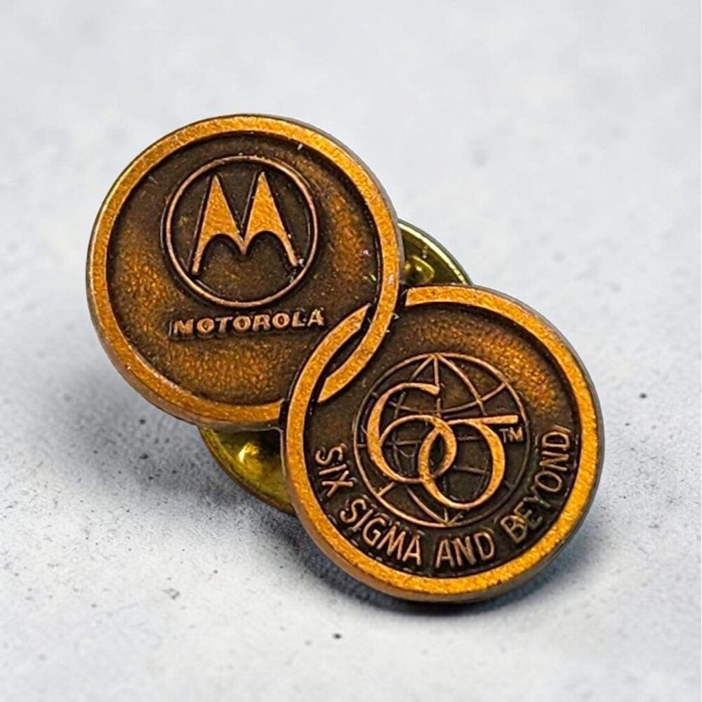 Vintage Motorola Six Sigma Beyond Lapel Pin Tie Tack Employee Corporate Bronze